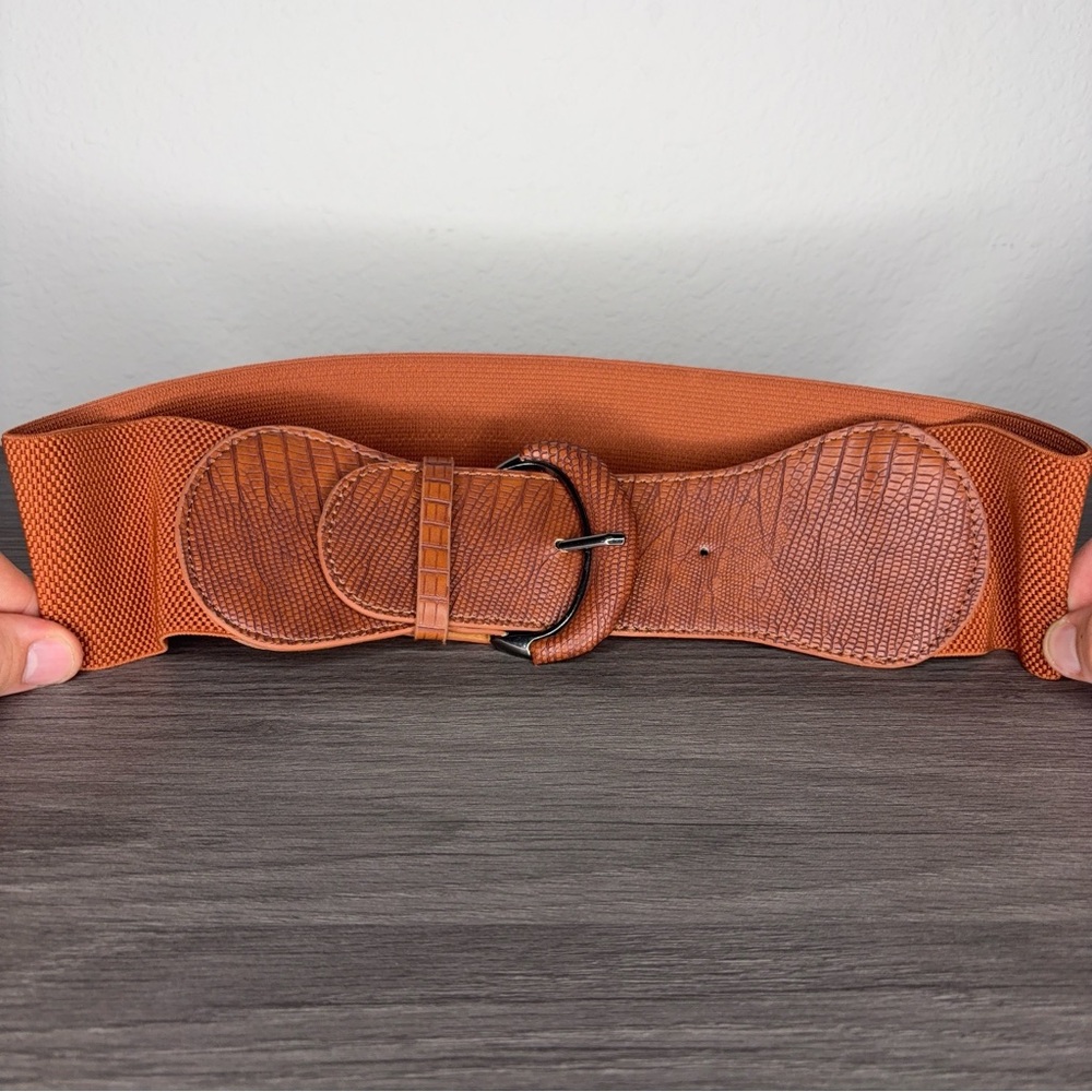 Women’s Brown Textured Belt